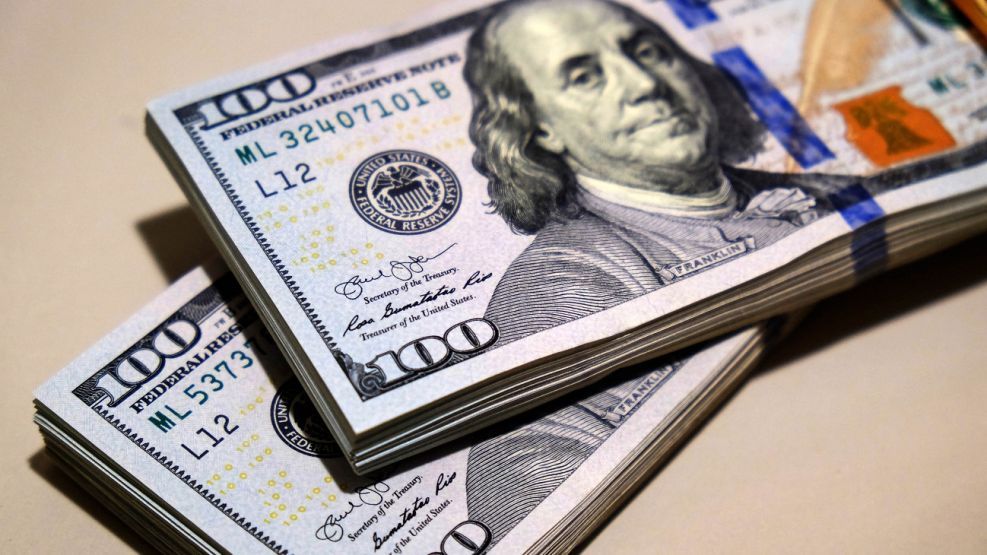 Analisis Dolar Menguat Jelang Data Tenaga Kerja AS - Data Pasar 2026-05-08