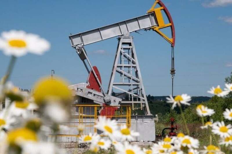 Analisis Minyak Bertahan Tinggi, Risiko Pasokan Kembali Memanas - Bestprofit Futures Trading 2026-10-02